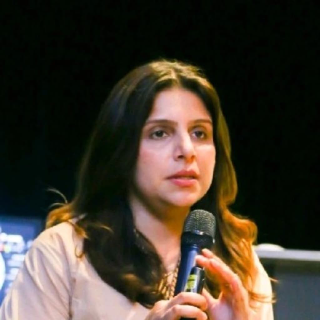 Amna Masood